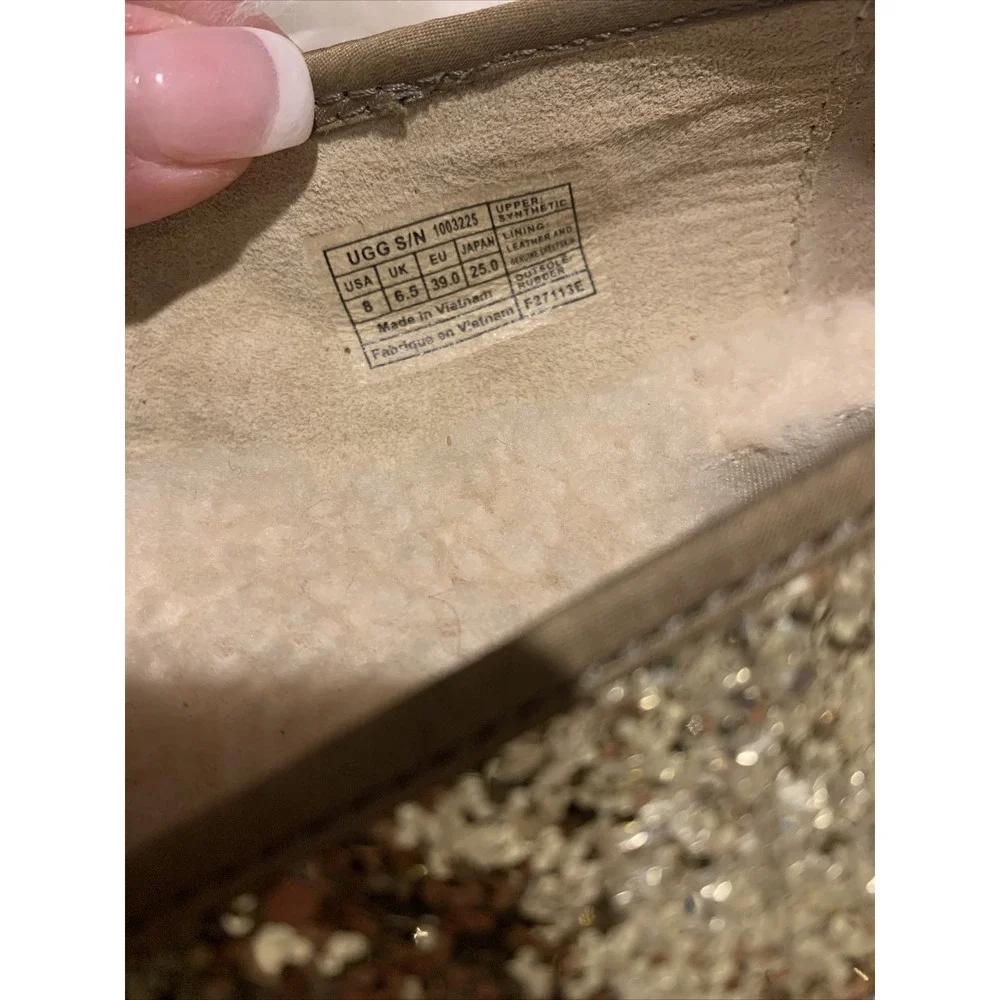 UGG Alloway Glitter Flats Shoes Size 8 Metallic Gold Slip On Sheepskin Comfy GUC